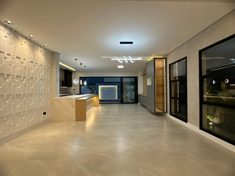 Casa nova com 4 suítes e piscina! Condomínio OuroVille Taubaté SP: 102ª foto da galeria de imagens do imóvel