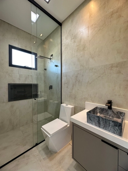 Casa nova com 4 suítes e piscina! Condomínio OuroVille Taubaté SP: 50ª foto da galeria de imagens do imóvel