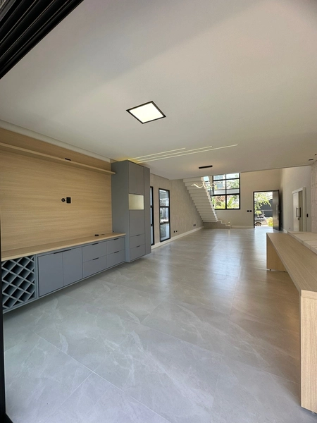 Casa nova com 4 suítes e piscina! Condomínio OuroVille Taubaté SP: 24ª foto da galeria de imagens do imóvel
