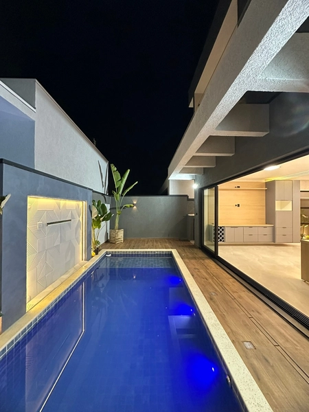 Casa nova com 4 suítes e piscina! Condomínio OuroVille Taubaté SP: 140ª foto da galeria de imagens do imóvel