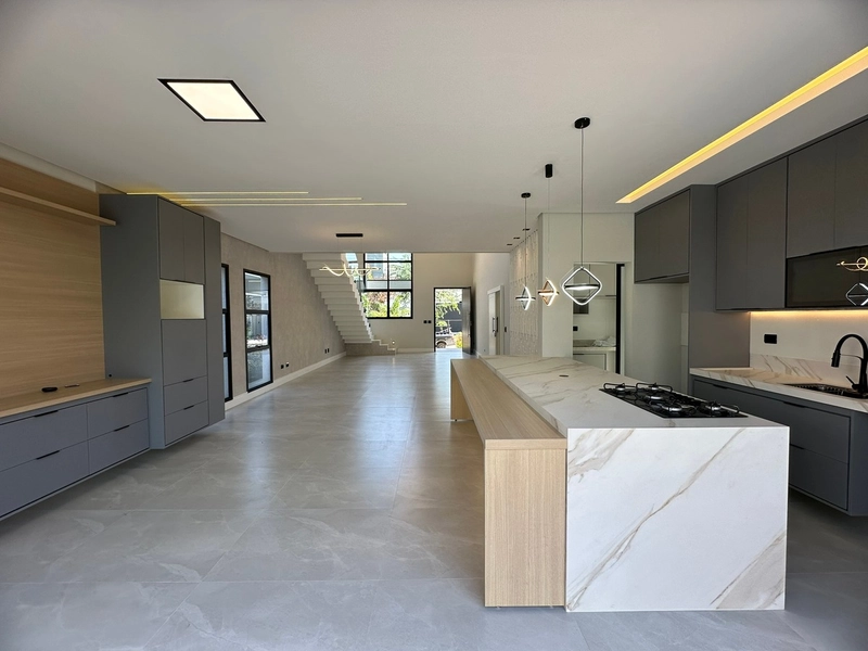Casa nova com 4 suítes e piscina! Condomínio OuroVille Taubaté SP: 22ª foto da galeria de imagens do imóvel