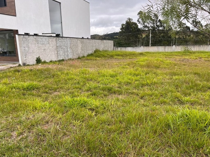 Terreno 250 m2 em condomínio fechado com área de lazer em Taubaté SP: 1ª foto da galeria de imagens do imóvel
