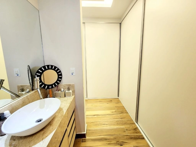 Casa moderna, ambientes integrados, planejados e 3 suítes. Ouroville: 31ª foto da galeria de imagens do imóvel