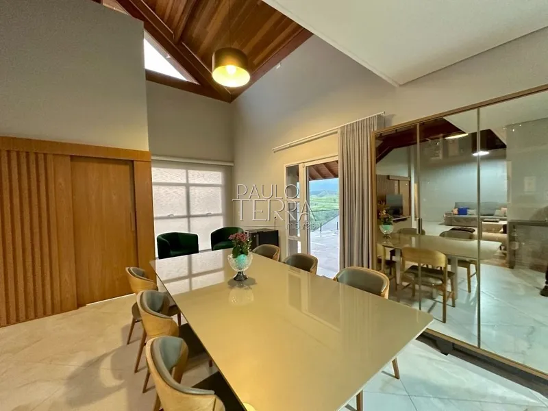Casa térrea planejada e amplo quintal no Condomínio Village da Serra: 28ª foto da galeria de imagens do imóvel