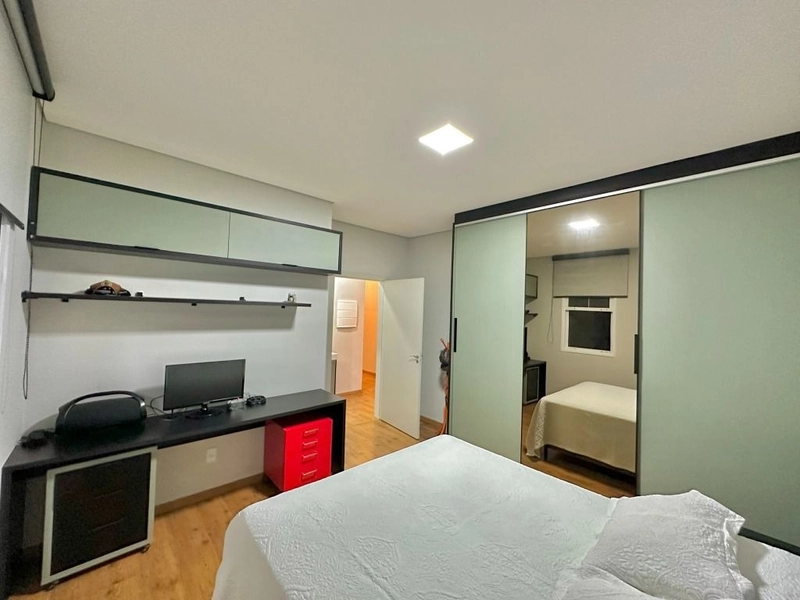 Casa térrea planejada e amplo quintal no Condomínio Village da Serra: 44ª foto da galeria de imagens do imóvel