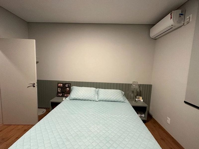 Casa térrea planejada e amplo quintal no Condomínio Village da Serra: 50ª foto da galeria de imagens do imóvel