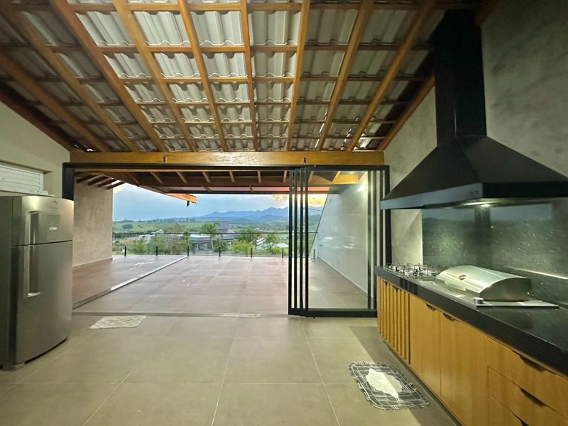 Casa térrea planejada e amplo quintal no Condomínio Village da Serra: 16ª foto da galeria de imagens do imóvel