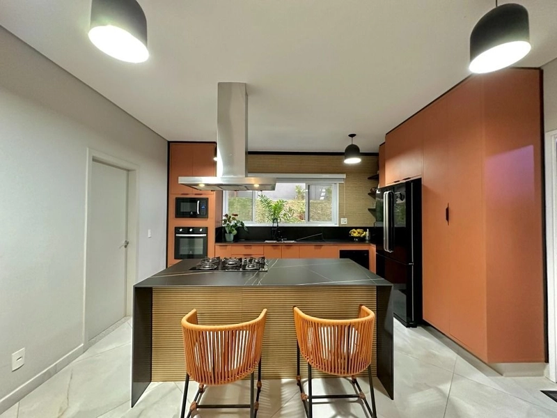 Casa térrea planejada e amplo quintal no Condomínio Village da Serra: 22ª foto da galeria de imagens do imóvel