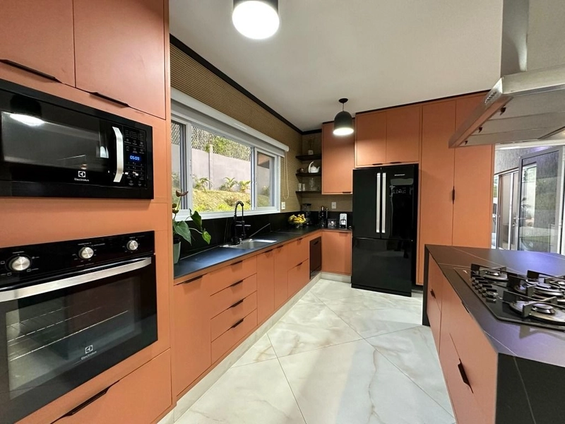 Casa térrea planejada e amplo quintal no Condomínio Village da Serra: 24ª foto da galeria de imagens do imóvel