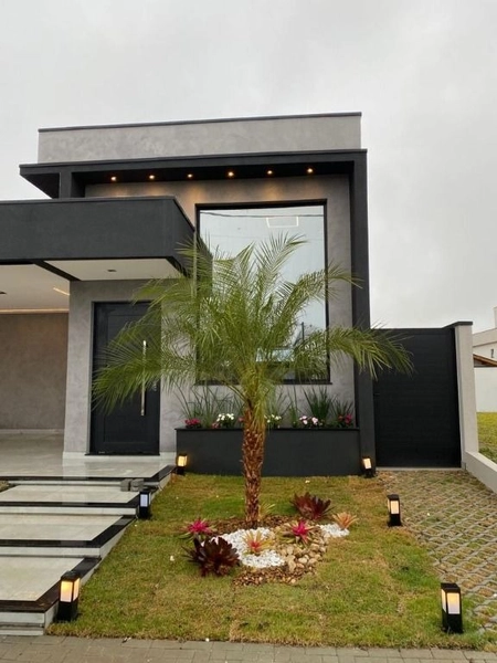 Casa térrea alto padrão no condomínio Ouroville em Taubaté SP: 1ª foto da galeria de imagens do imóvel