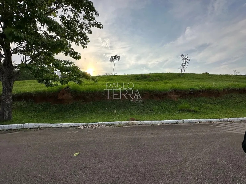 Terreno acima de 1000 metros em condomínio fechado em Taubaté SP