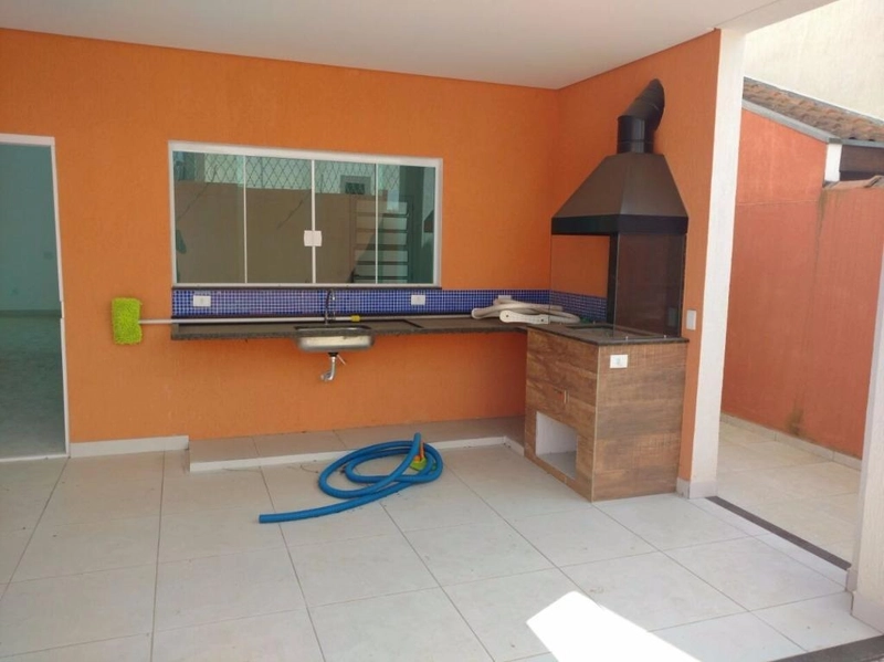 Sobrado com piscina e 3 dormitórios - condomínio fechado em Taubaté SP: 2ª foto da galeria de imagens do imóvel