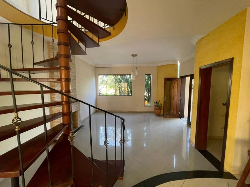 Casa no condomínio Taubaté Village, em Taubaté SP: 8ª foto da galeria de imagens do imóvel