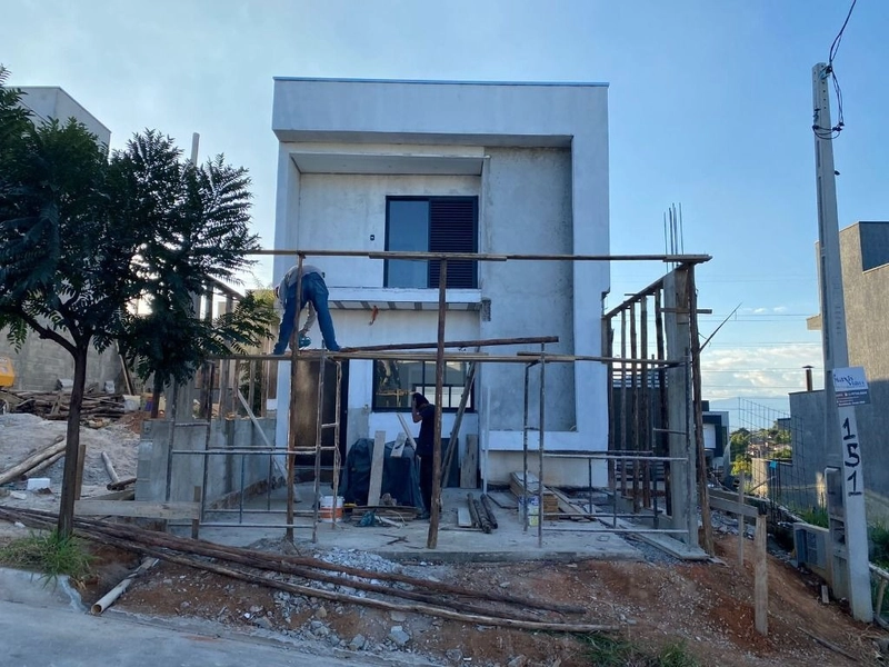 Casa nova 3 dormitórios e quintal - Condomínio fechado em Taubaté SP: 3ª foto da galeria de imagens do imóvel