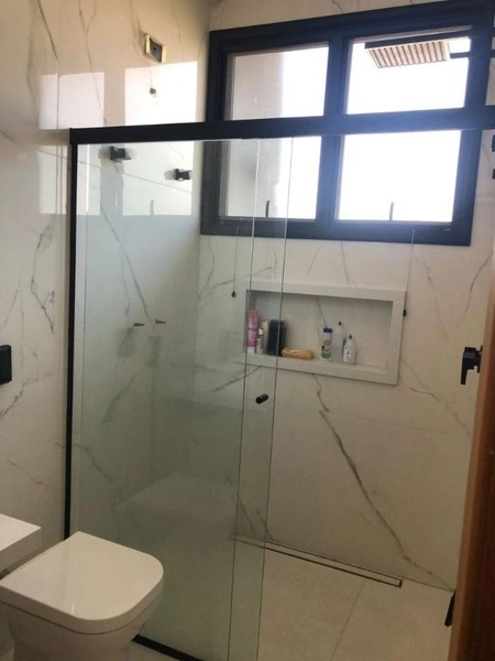 Sobrado alto padrão com 3 dormitórios e amplo quintal. Condomínio: 56ª foto da galeria de imagens do imóvel
