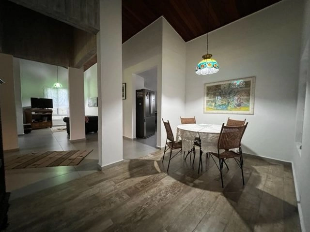 Casa alto padrão e com quintal - Condomínio Vale do Sol - Tremembé SP: 32ª foto da galeria de imagens do imóvel