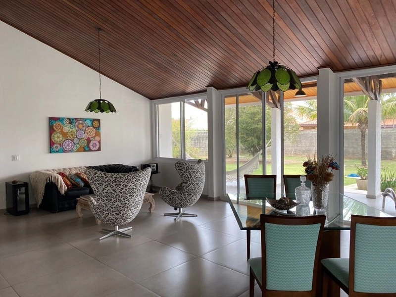 Casa alto padrão e com quintal - Condomínio Vale do Sol - Tremembé SP: 13ª foto da galeria de imagens do imóvel