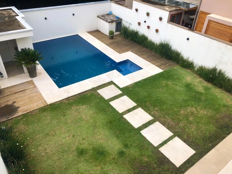 Sobrado alto padrão com 3 suítes, quintal, piscina e sauna. Condomínio: 1ª foto da galeria de imagens do imóvel