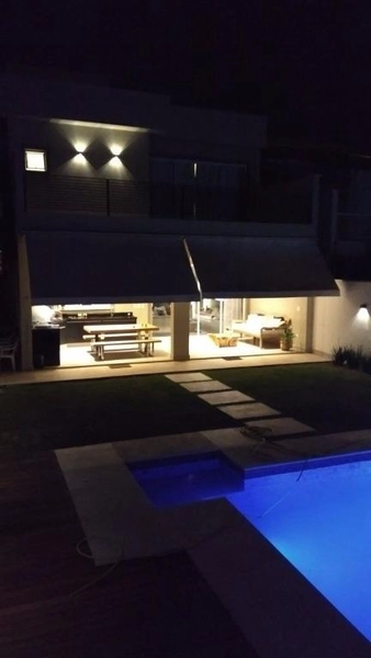 Sobrado alto padrão com 3 suítes, quintal, piscina e sauna. Condomínio: 9ª foto da galeria de imagens do imóvel