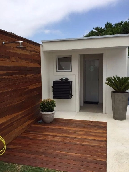 Sobrado alto padrão com 3 suítes, quintal, piscina e sauna. Condomínio: 4ª foto da galeria de imagens do imóvel