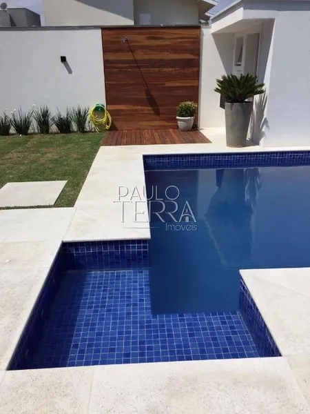 Sobrado alto padrão com 3 suítes, quintal, piscina e sauna. Condomínio: 3ª foto da galeria de imagens do imóvel