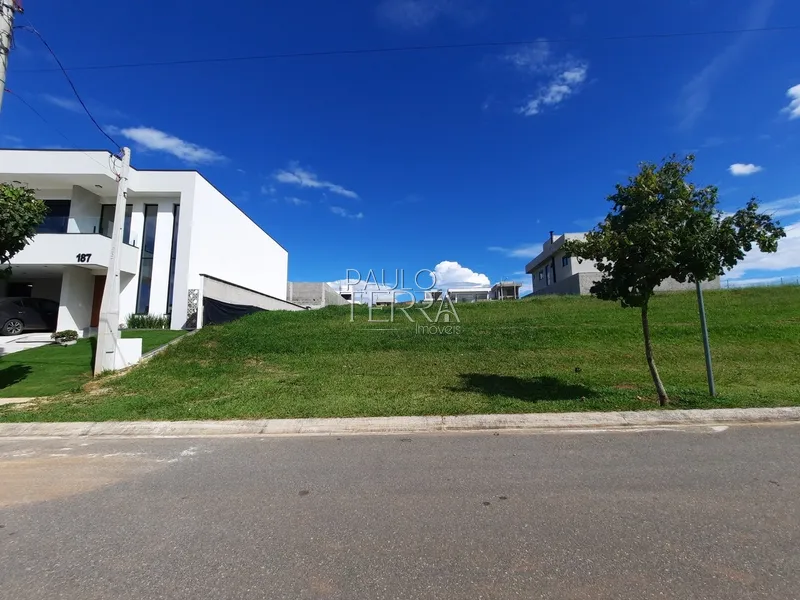 Terreno aclive 305m2 no Condomínio Cyrela Landscape em Taubaté SP
