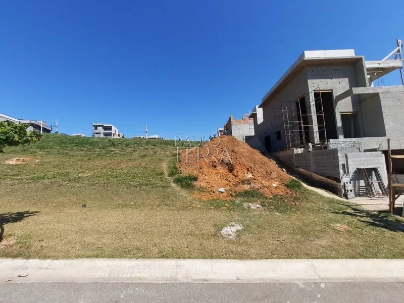 Terreno aclive com 292 m² no Condomínio Cyrela Landscape - Taubaté SP