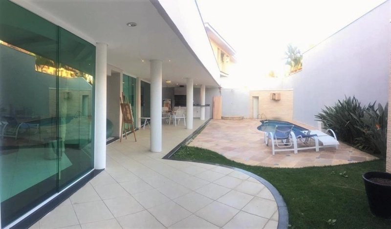 Sobrado com 3 suítes, escritório e piscina. Condomínio Taubaté Village: 2ª foto da galeria de imagens do imóvel