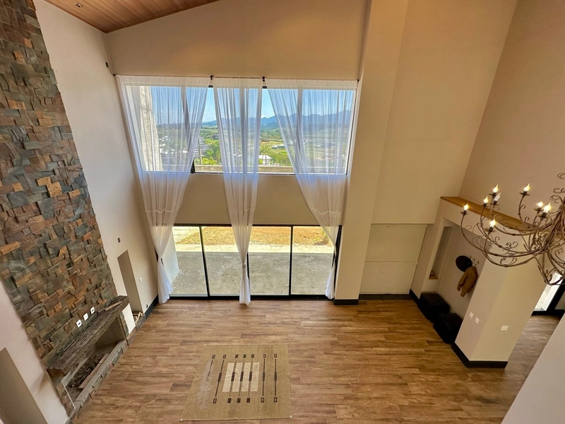 Casa com vista para serra da mantiqueira, 3 suites e escritorio: 19ª foto da galeria de imagens do imóvel