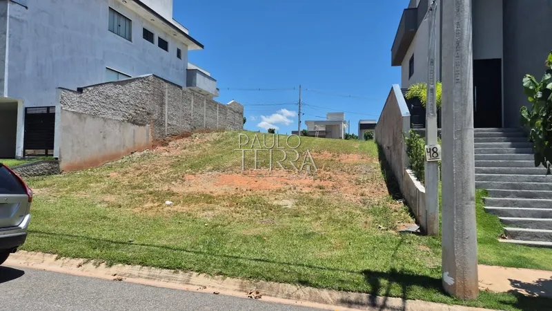Terreno aclive maior que 300 m2 Condomínio com área de lazer - Cyrela
