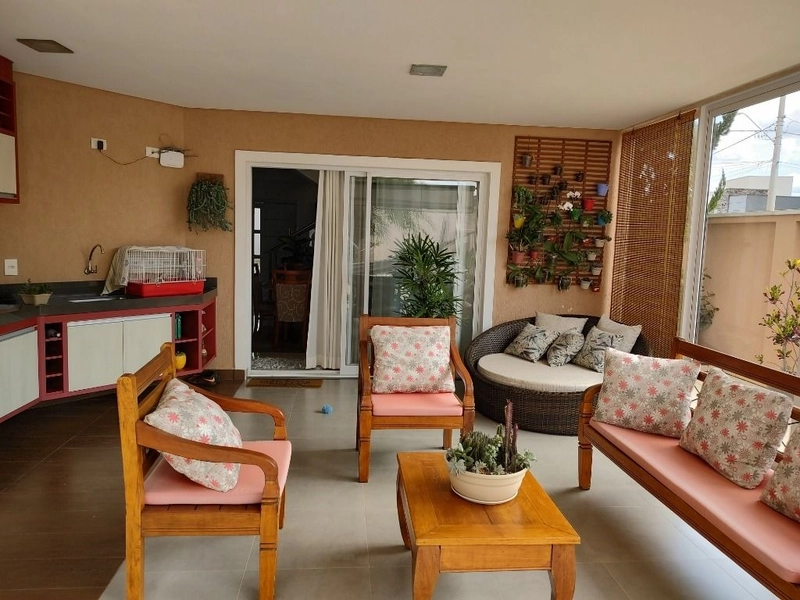 Casa 4 quartos, com edícula e piscina. Condomínio Green Park - Taubaté: 8ª foto da galeria de imagens do imóvel