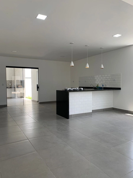 Casa nova e moderna com 3 suítes em condomínio fechado em Taubaté SP: 2ª foto da galeria de imagens do imóvel