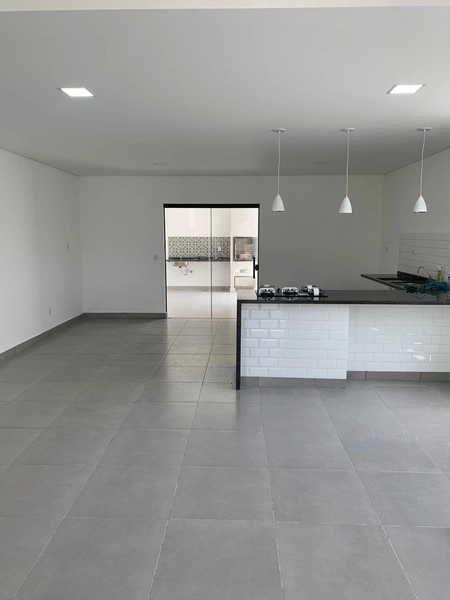 Casa nova e moderna com 3 suítes em condomínio fechado em Taubaté SP: 3ª foto da galeria de imagens do imóvel