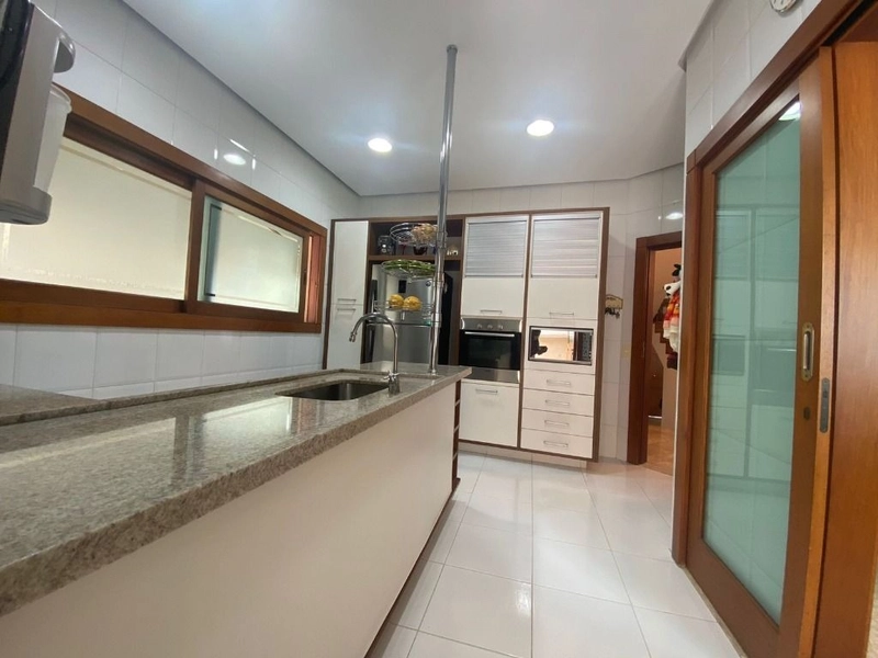 Casa alto padrão e com piscina no Condomínio Taubaté Village: 14ª foto da galeria de imagens do imóvel