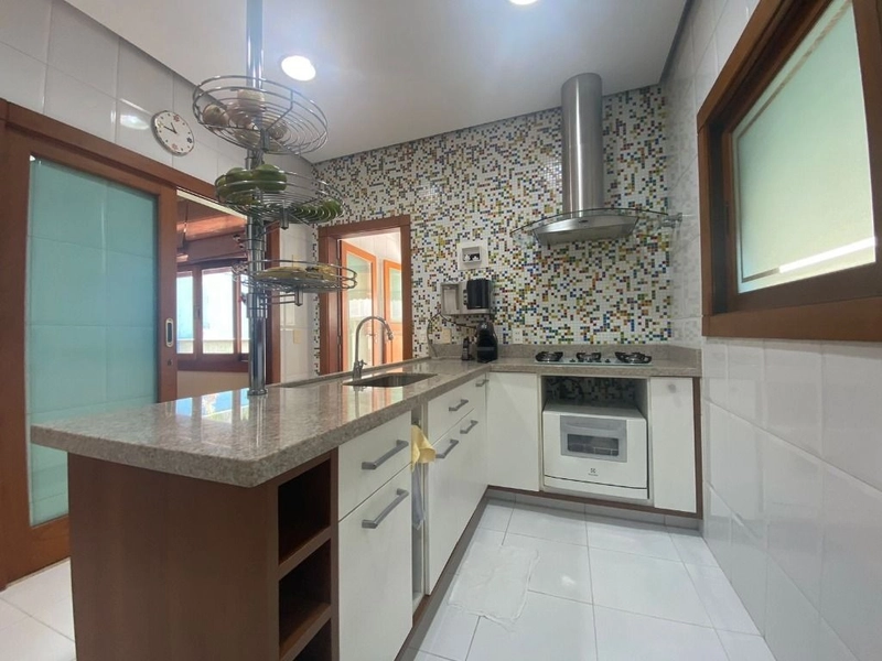 Casa alto padrão e com piscina no Condomínio Taubaté Village: 15ª foto da galeria de imagens do imóvel