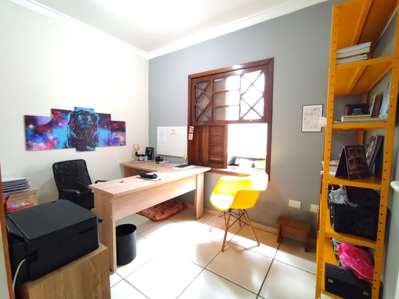 Casa térrea com mezanino no Condomínio Hipica Pinheiro em Taubaté SP: 15ª foto da galeria de imagens do imóvel