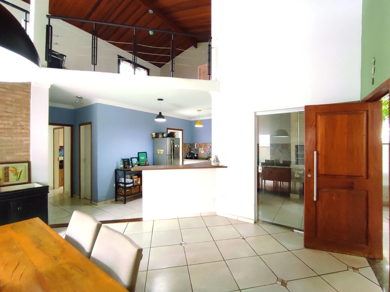 Casa térrea com mezanino no Condomínio Hipica Pinheiro em Taubaté SP: 7ª foto da galeria de imagens do imóvel