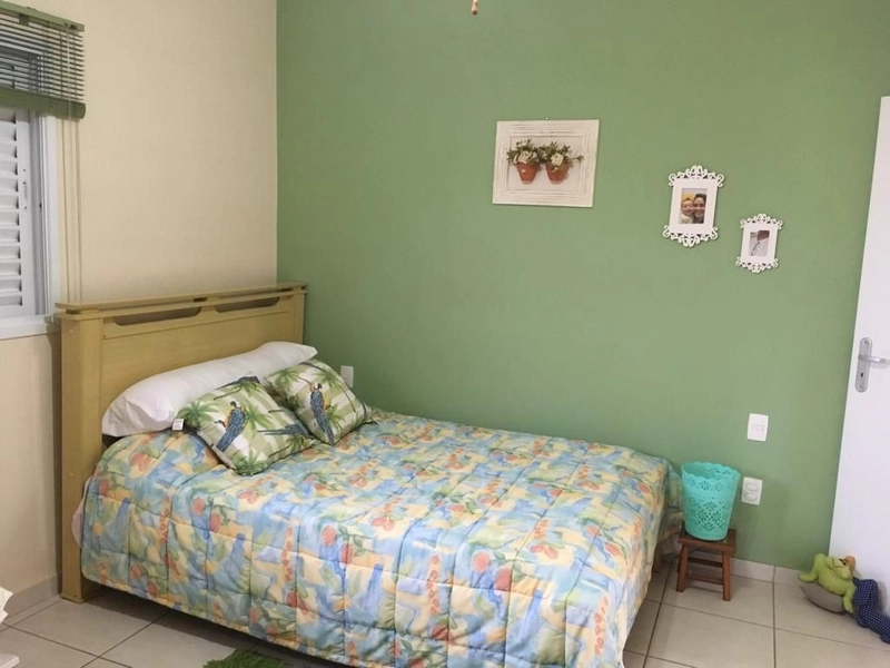Sobrado com 4 suítes e quintal. Condomínio Taubaté Village. Taubaté SP: 31ª foto da galeria de imagens do imóvel