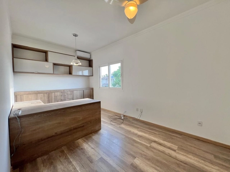 Casa com 4 suítes, escritório e piscina - Condomínio Taubaté Village: 10ª foto da galeria de imagens do imóvel
