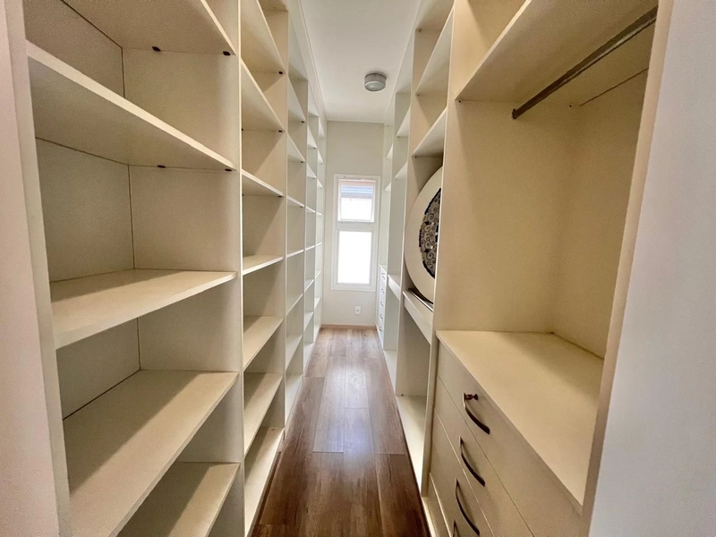 Casa com 4 suítes, escritório e piscina - Condomínio Taubaté Village: 8ª foto da galeria de imagens do imóvel