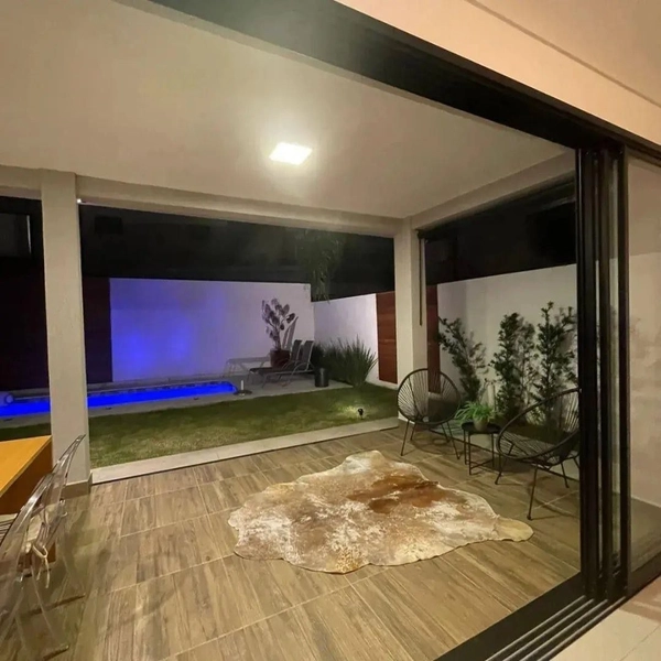 Sobrado novo no condomínio Taubaté Village, com piscina e armários: 10ª foto da galeria de imagens do imóvel