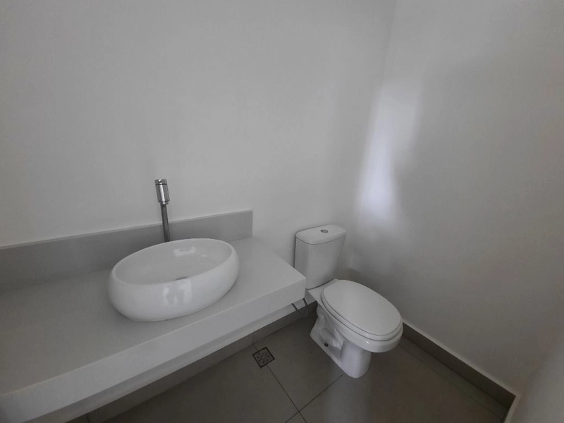 Sobrado novo no condomínio Taubaté Village, com piscina e armários: 16ª foto da galeria de imagens do imóvel