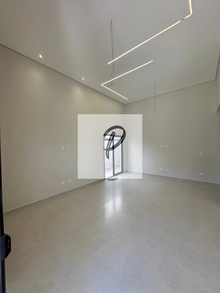 Casa térrea nova com escritório e 3 dormitórios - Condomínio Ouroville: 3ª foto da galeria de imagens do imóvel