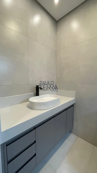 Casa alto padrão com quintal, escritório, 3 suítes,closet e planejados: 14ª foto da galeria de imagens do imóvel