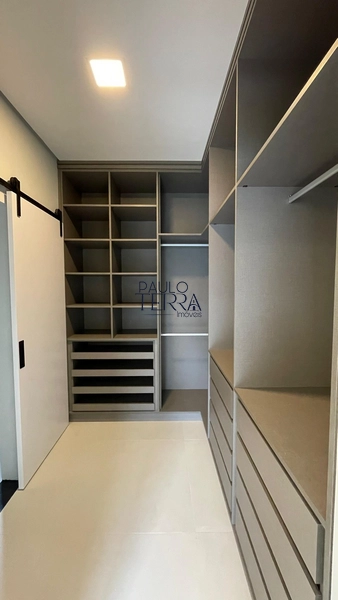 Casa alto padrão com quintal, escritório, 3 suítes,closet e planejados: 13ª foto da galeria de imagens do imóvel