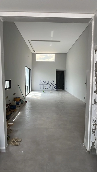 Casa nova com 3 suítes e piscina no Condomínio Ouroville em Taubaté SP: 8ª foto da galeria de imagens do imóvel