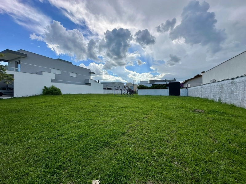 Terreno 600 m2 à venda no condomínio Ouroville em Taubaté SP: 2ª foto da galeria de imagens do imóvel