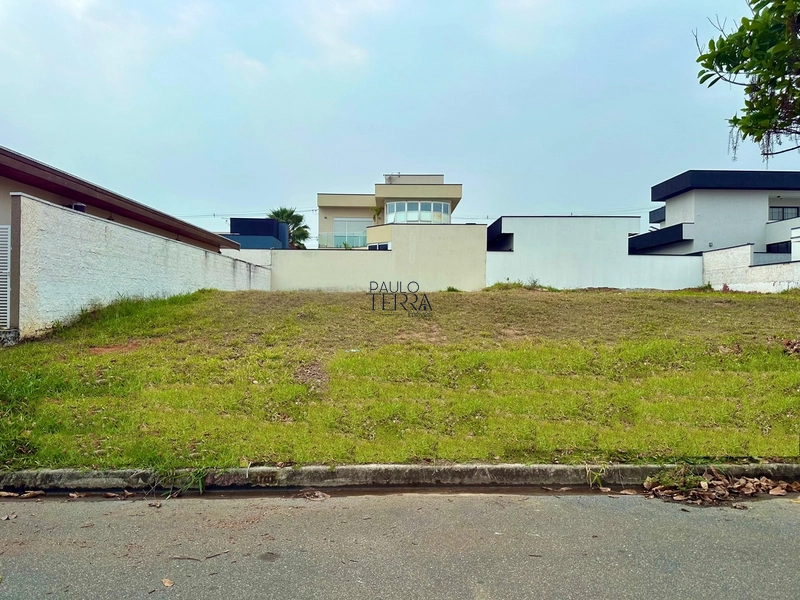 Terreno plano a venda no condomínio Ouroville em Taubaté SP: 1ª foto da galeria de imagens do imóvel