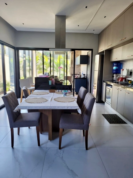 Casa térrea à venda no Condomínio Terrazzo di Itália, em Taubaté SP: 6ª foto da galeria de imagens do imóvel