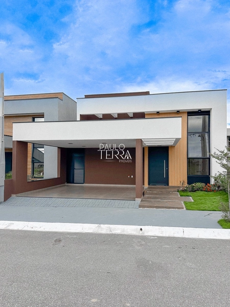 Casa térrea nova com planejados e piscina! Condomínio em Tremembé SP: 1ª foto da galeria de imagens do imóvel